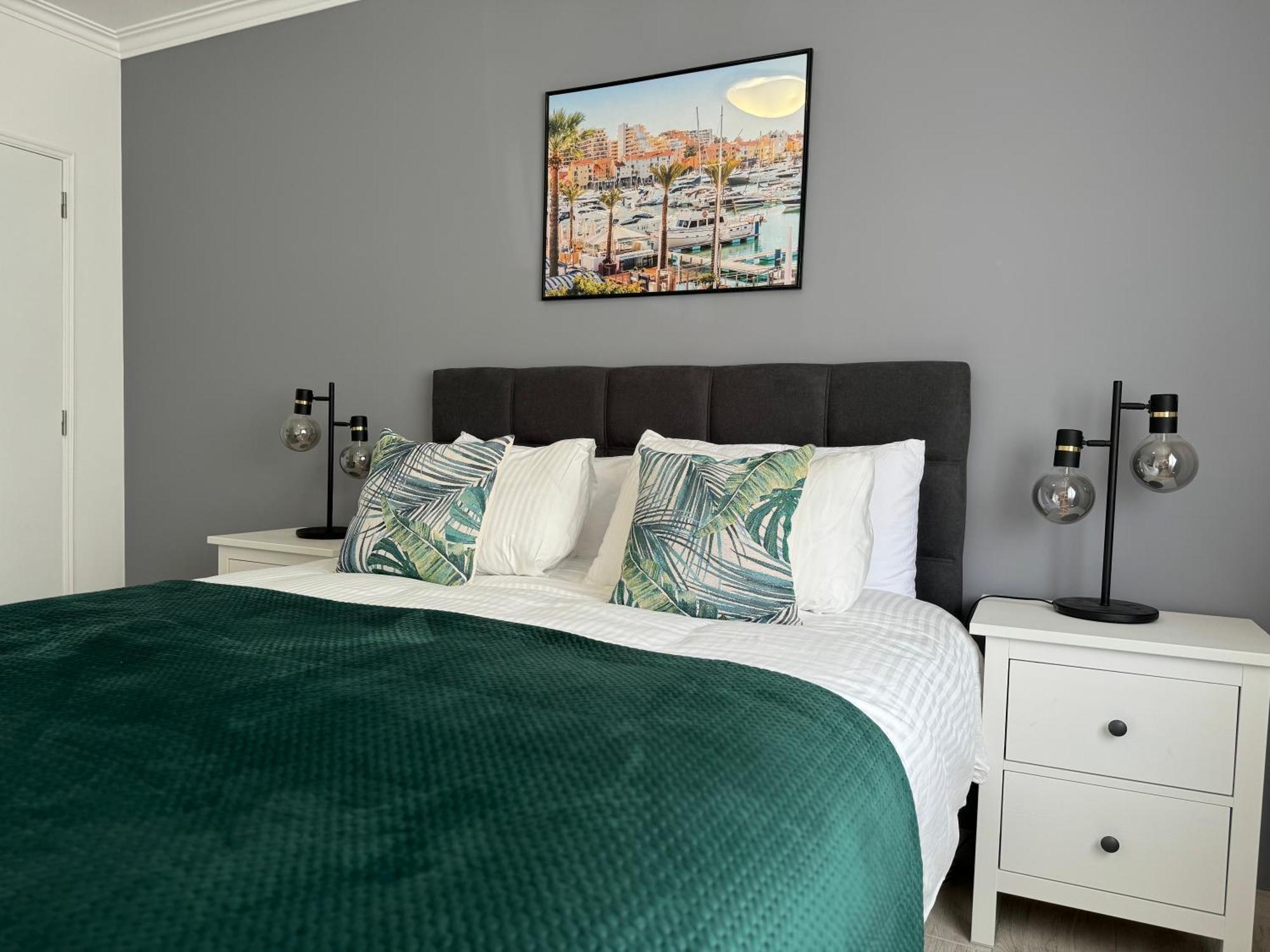 Princess Retreat Beautiful Modern Aprt 2 Min Walk From Quarteira Beach Εξωτερικό φωτογραφία