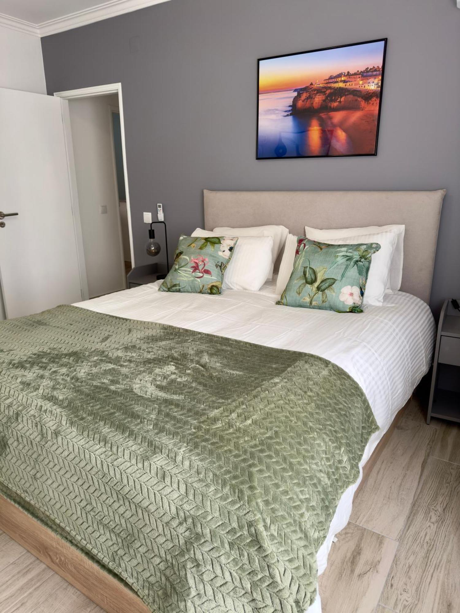 Princess Retreat Beautiful Modern Aprt 2 Min Walk From Quarteira Beach Εξωτερικό φωτογραφία